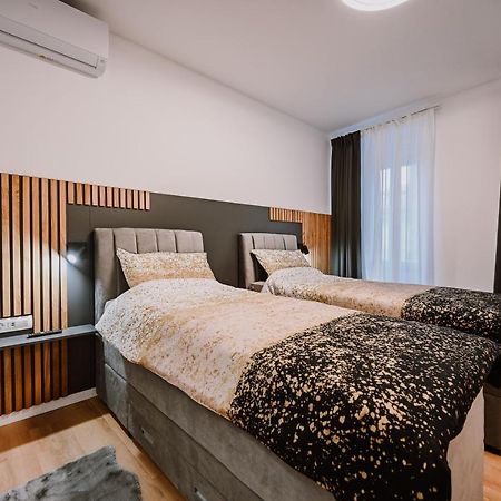 Old Square Apartment ริเยกา ภายนอก รูปภาพ